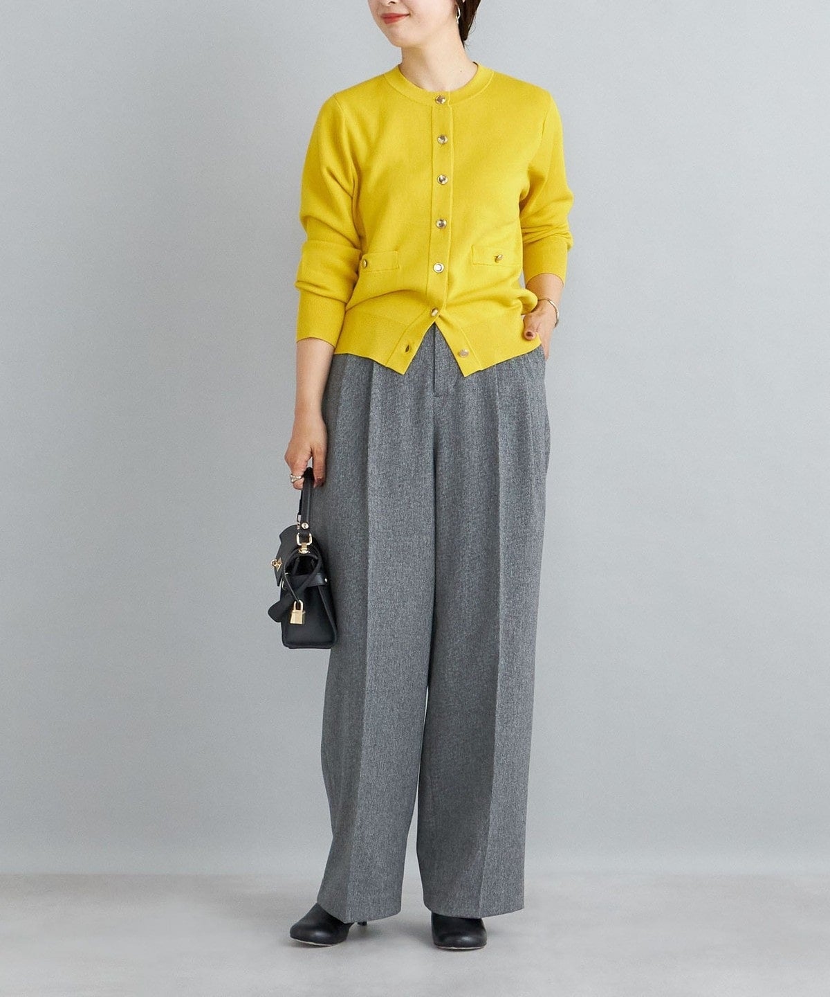 〈手洗い可能〉ラインクルーネックカーディガン