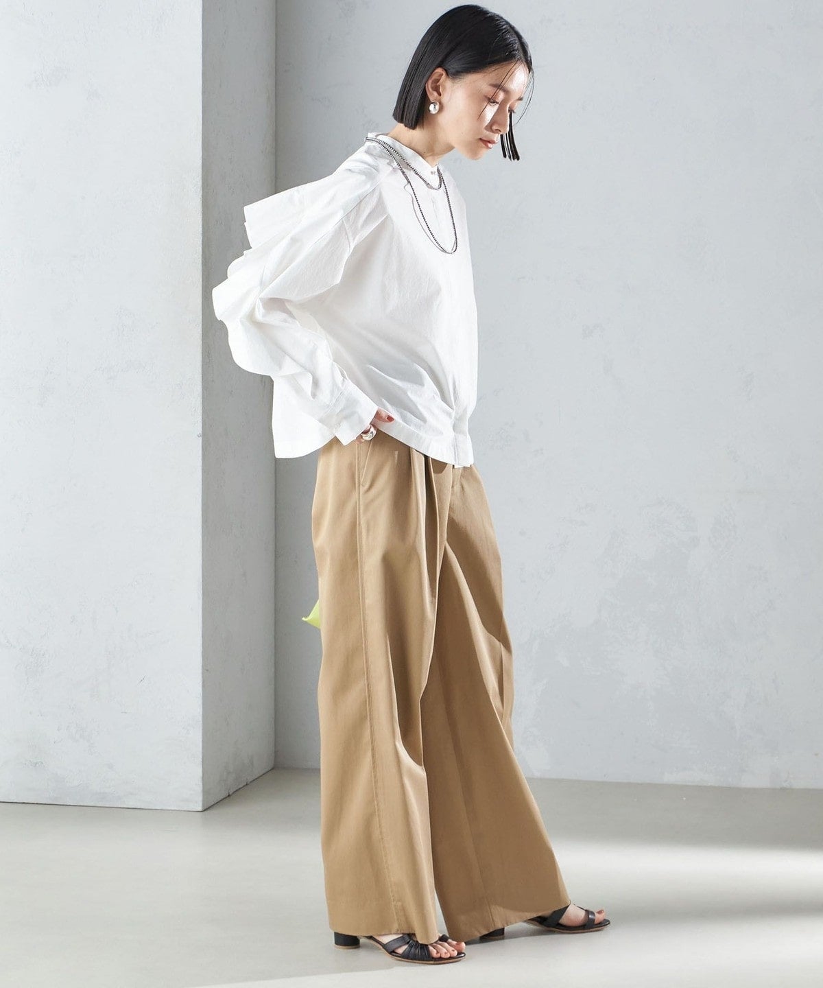 〈手洗い可能〉近江晒 タイプライター ラッフル ブラウス 24SS