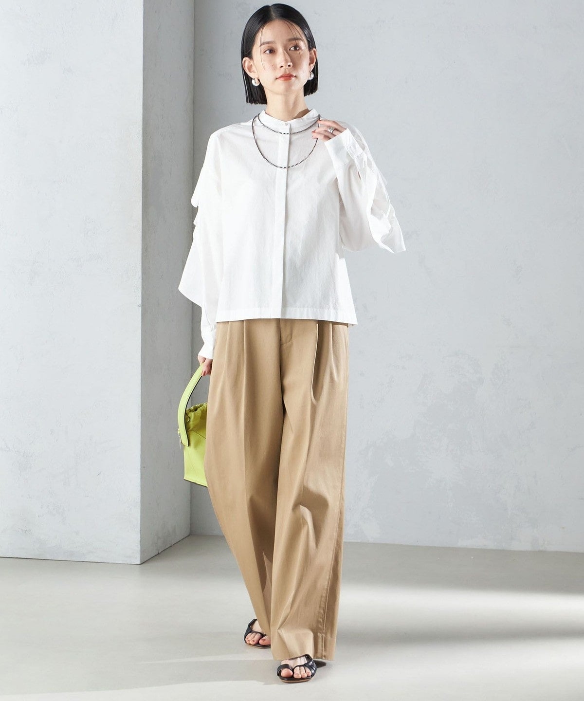 〈手洗い可能〉近江晒 タイプライター ラッフル ブラウス 24SS