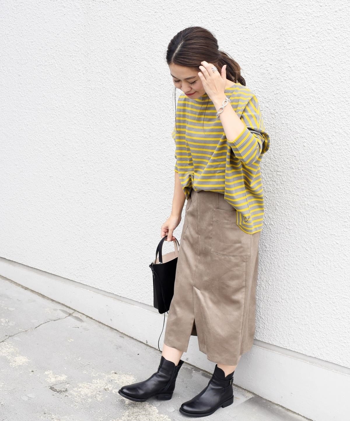 liflattie ships:フェイクスエードストレートスカート