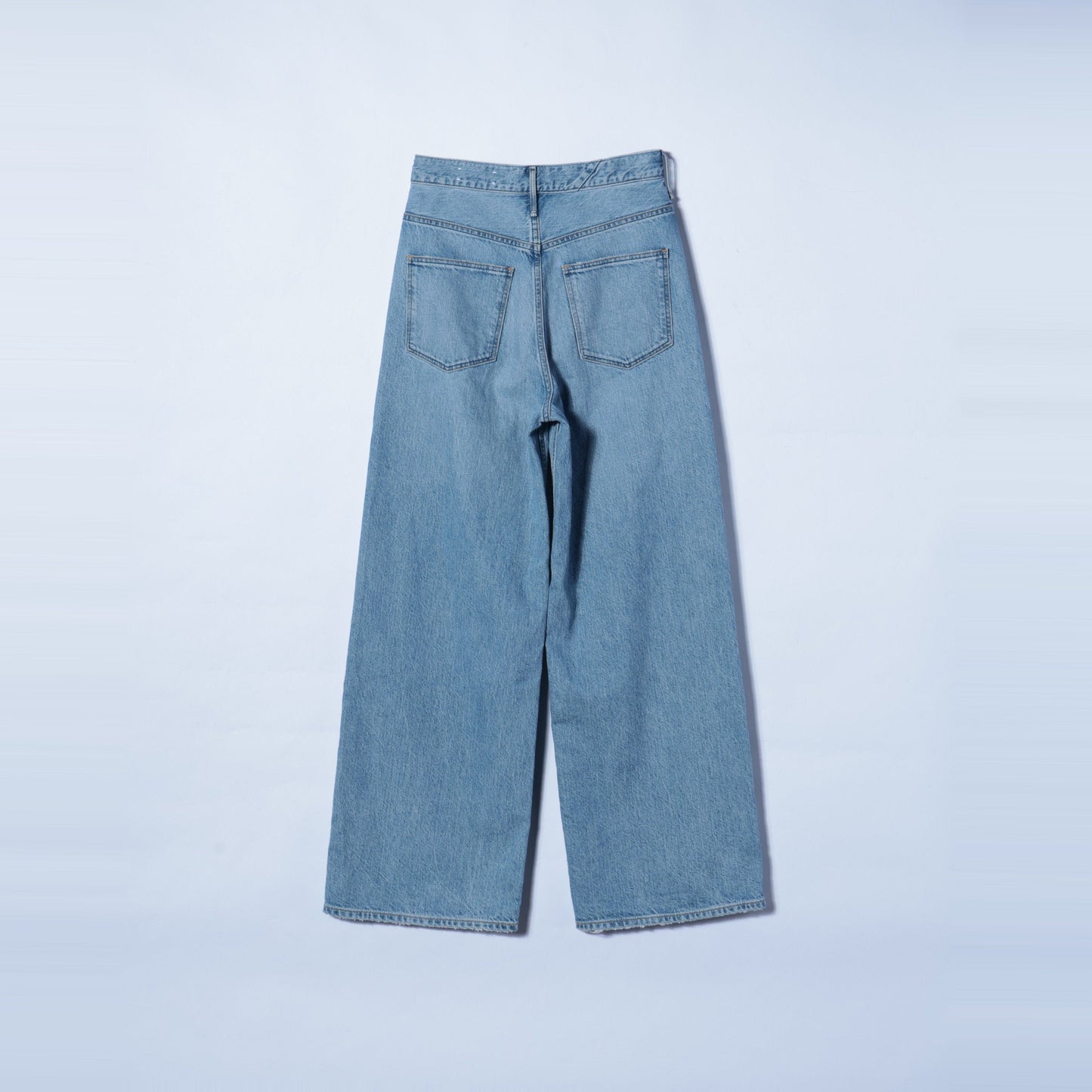 UPPER HIGHTS:パンツ