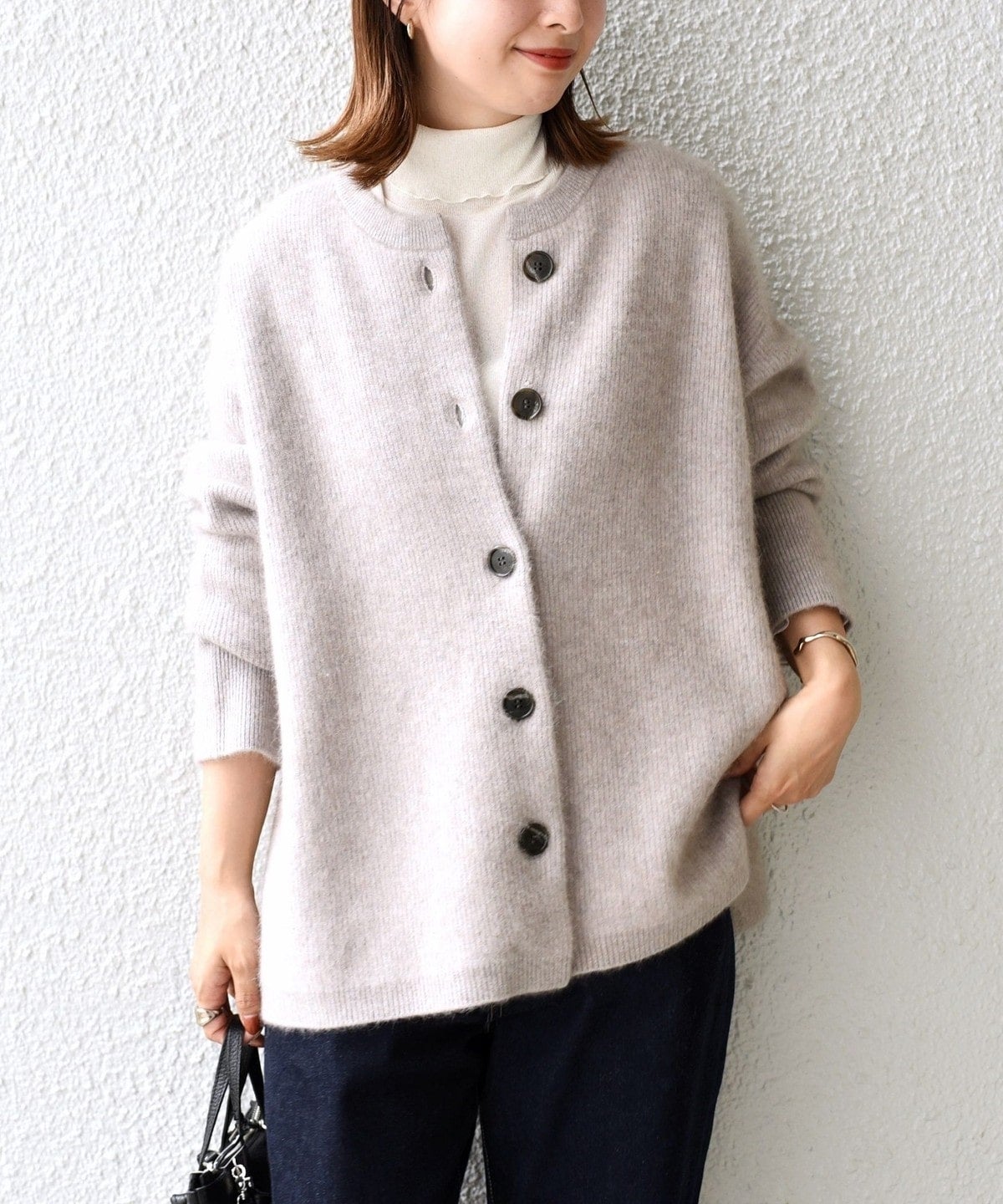 〈手洗い可能〉へアリークルーネックカーディガン