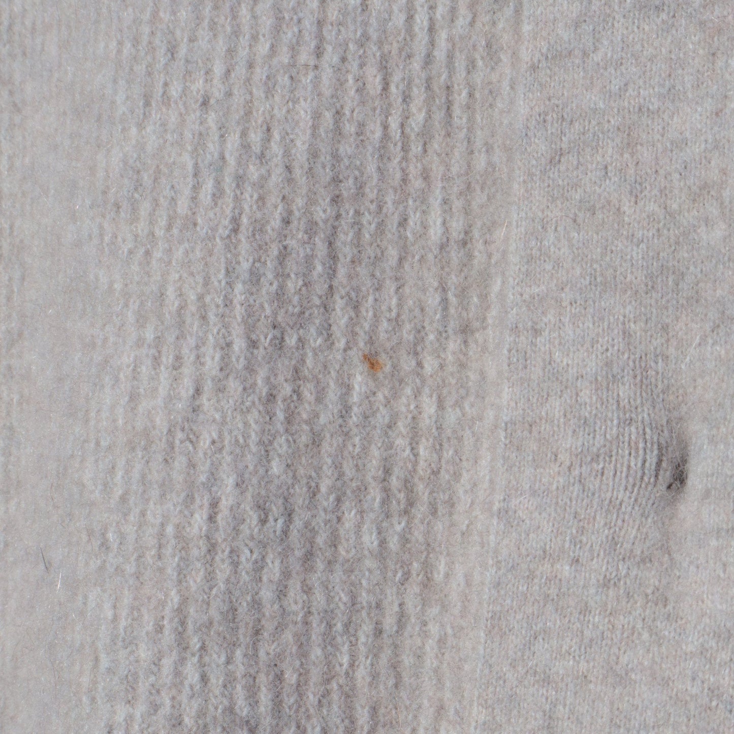 〈手洗い可能〉へアリークルーネックカーディガン