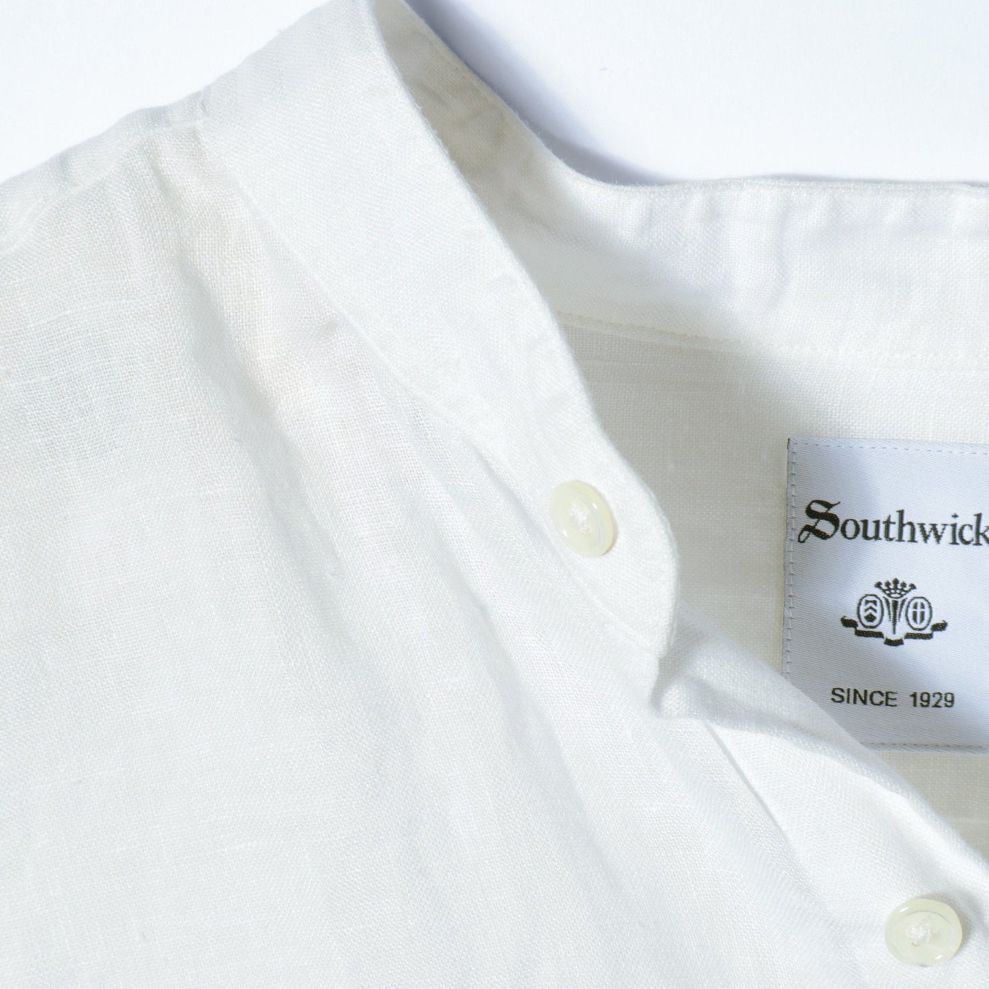 Southwick Gate Label: リネン バンドカラーシャツ