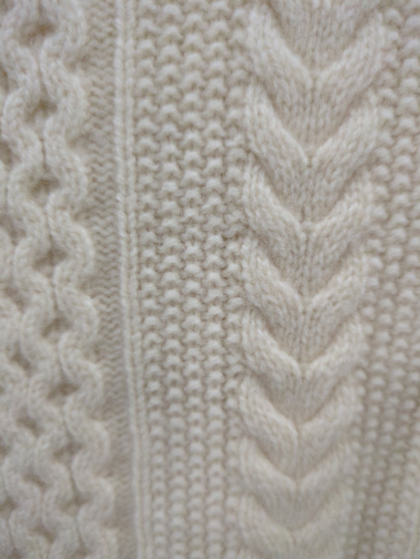 SHIPS:5GG LAMB ARAN C/N