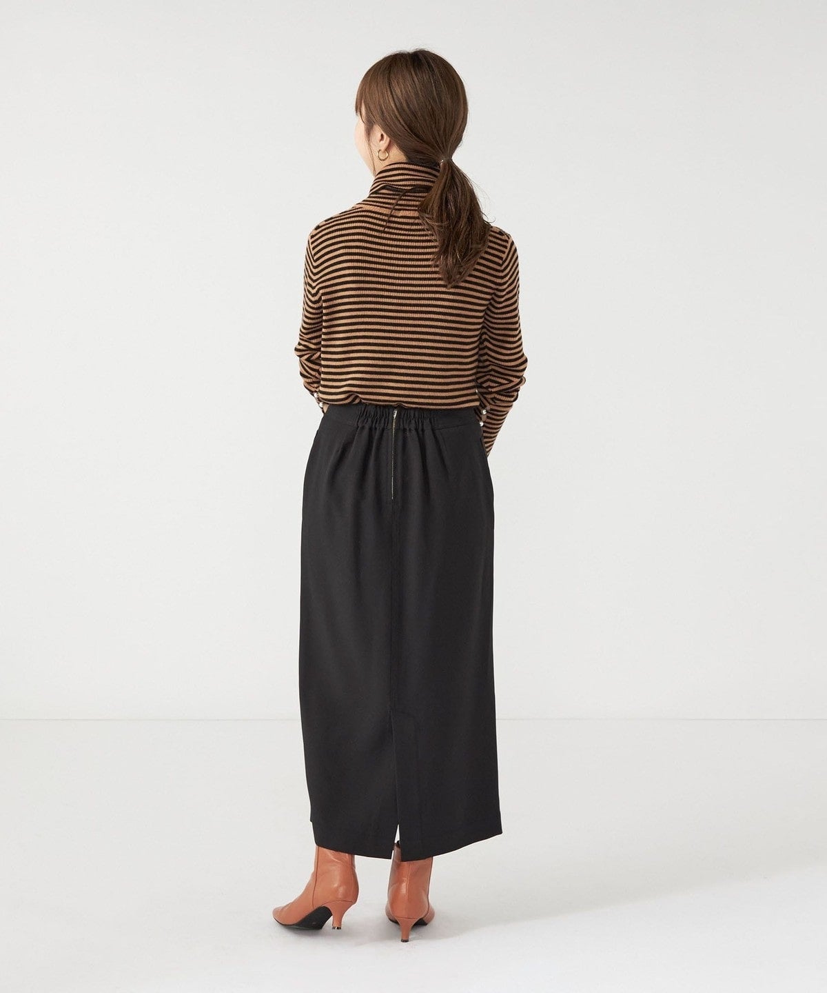 SHIPS any: 〈ウォッシャブル〉フロント ポケット Ｉライン スカート