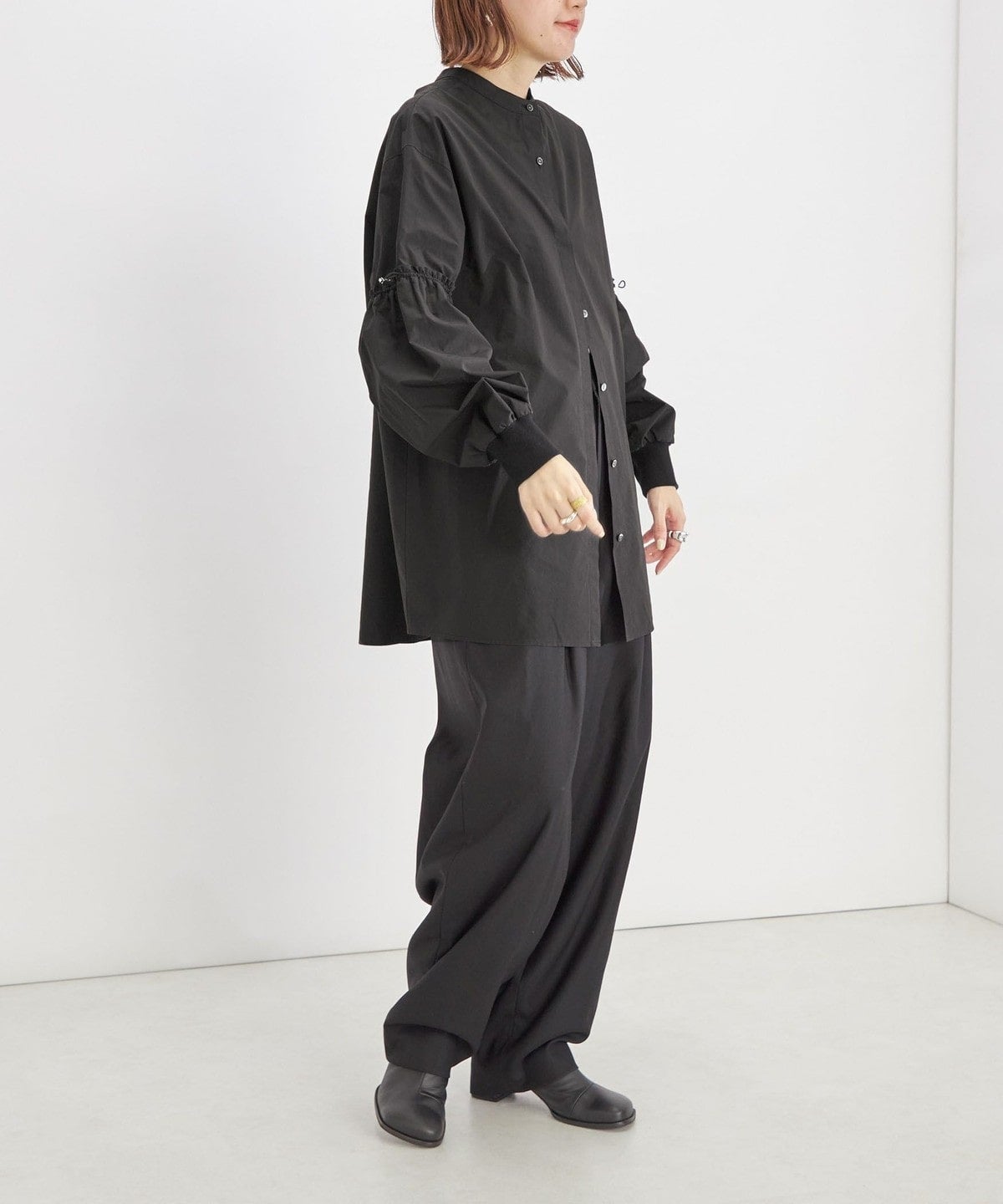 〈手洗い可能〉Wai+: スムース ポプリン デザイン スリーブ シャツ