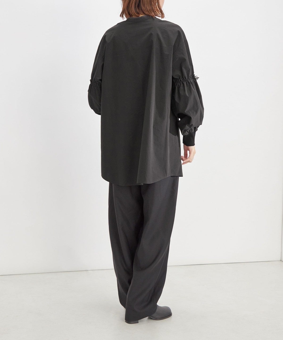 〈手洗い可能〉Wai+: スムース ポプリン デザイン スリーブ シャツ