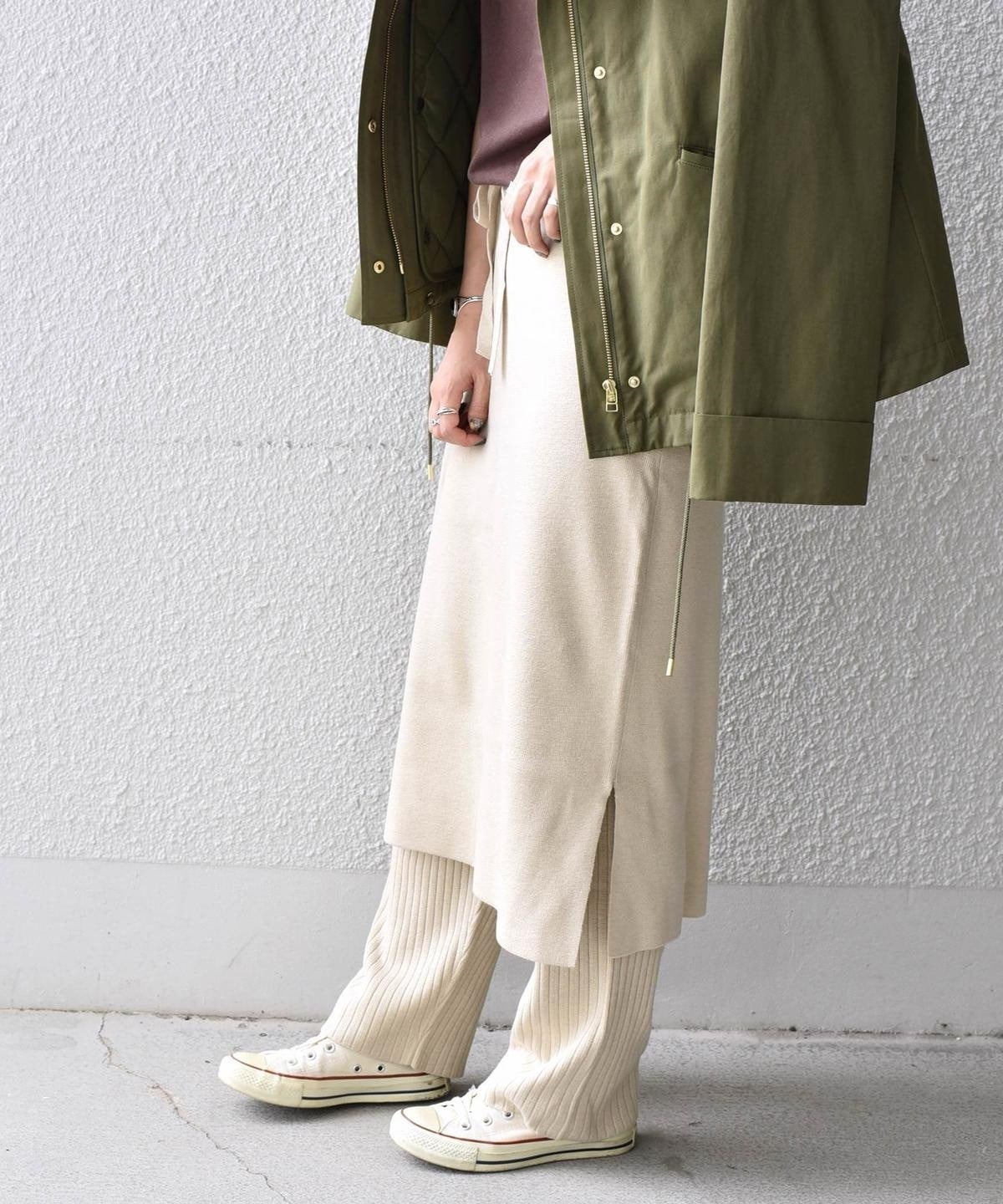 Khaju:ニットスカート×パンツ