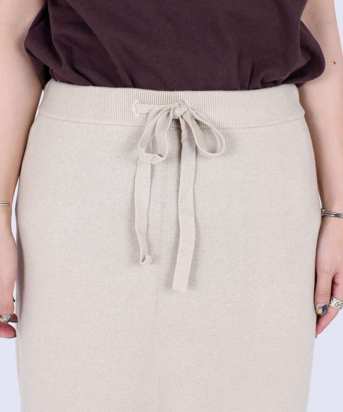 Khaju:ニットスカート×パンツ