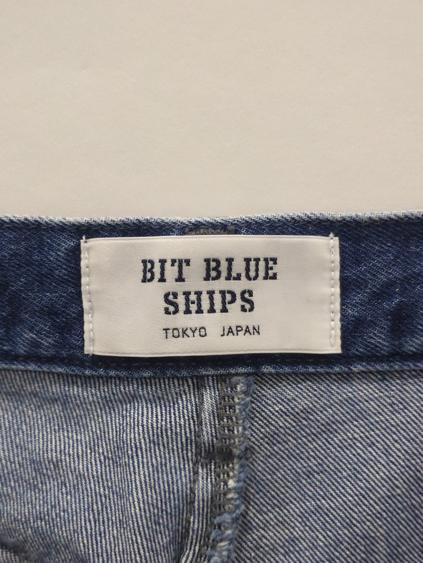 【SHIPS別注】BIT BLUE:ストレートデニム