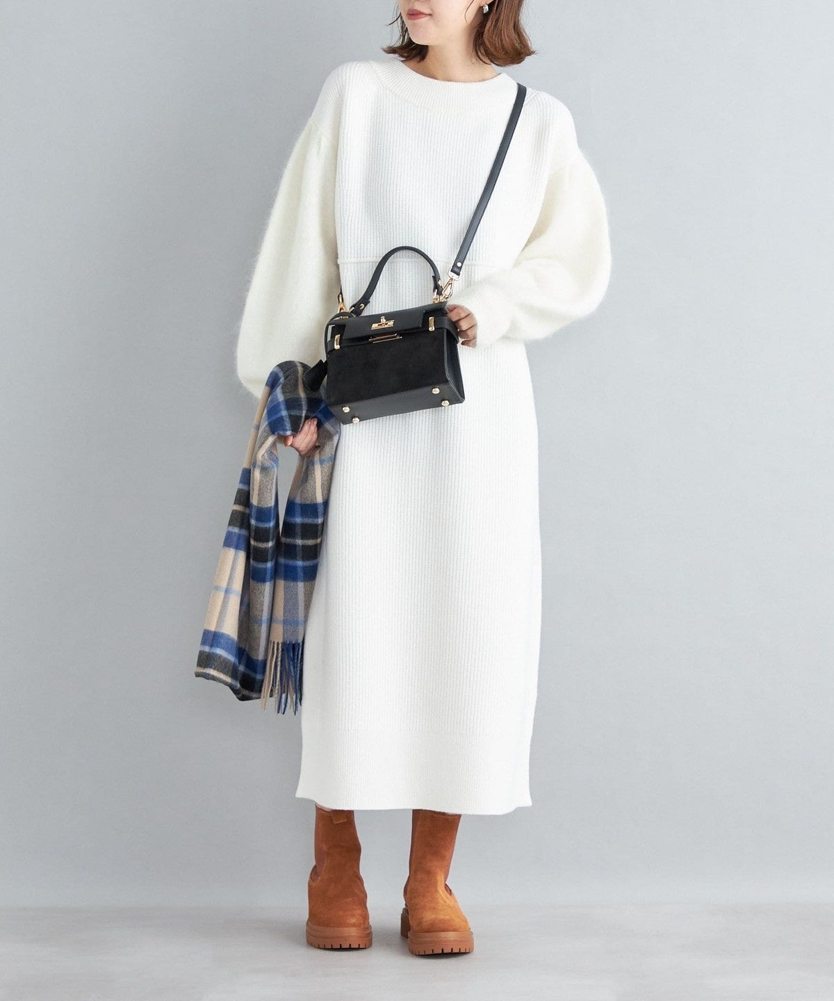 〈手洗い可能〉袖エアリー切替ロングニットワンピース