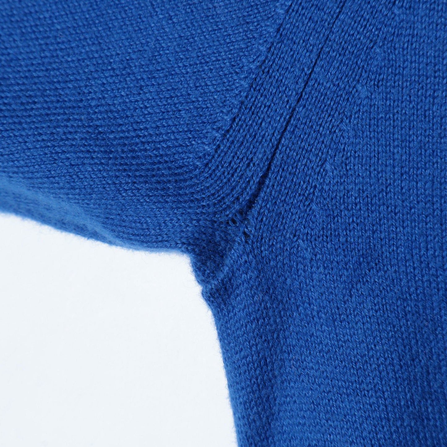 SHIPS Primary Navy Label:〈手洗い可能〉コットンスヴィンラグランプルオーバー