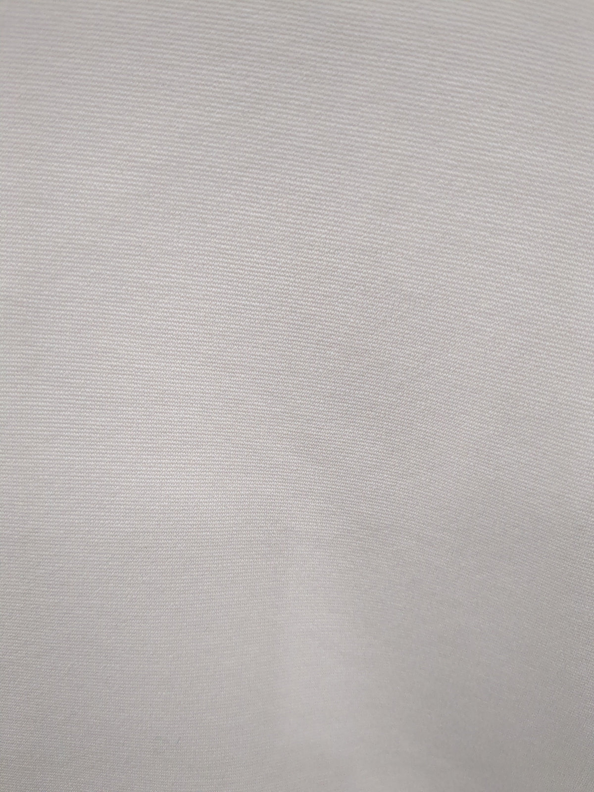 カットオフラウンドヘムTEE