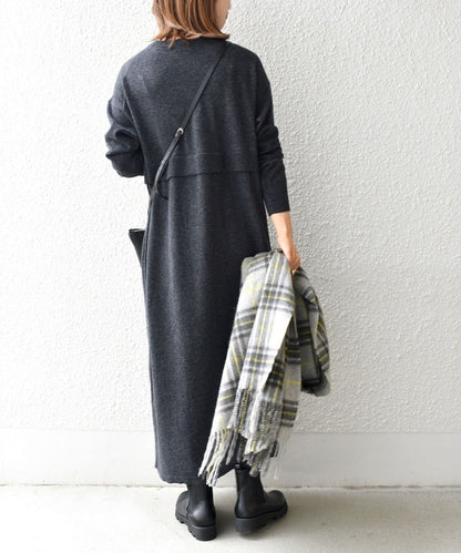 〈手洗い可能〉ケアフリーニットワンピース