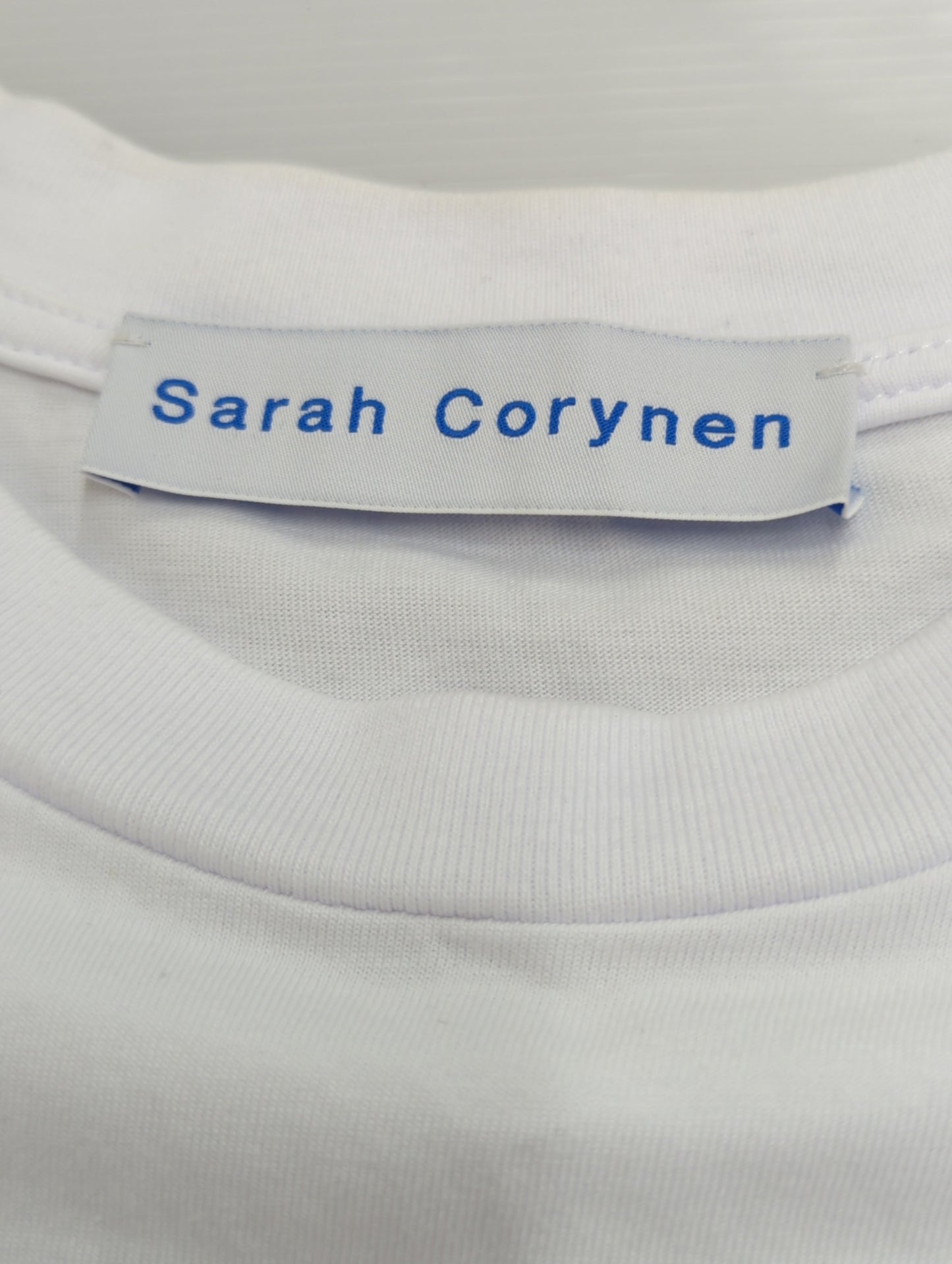 SARAH CORYNEN:Tシャツ/カットソー