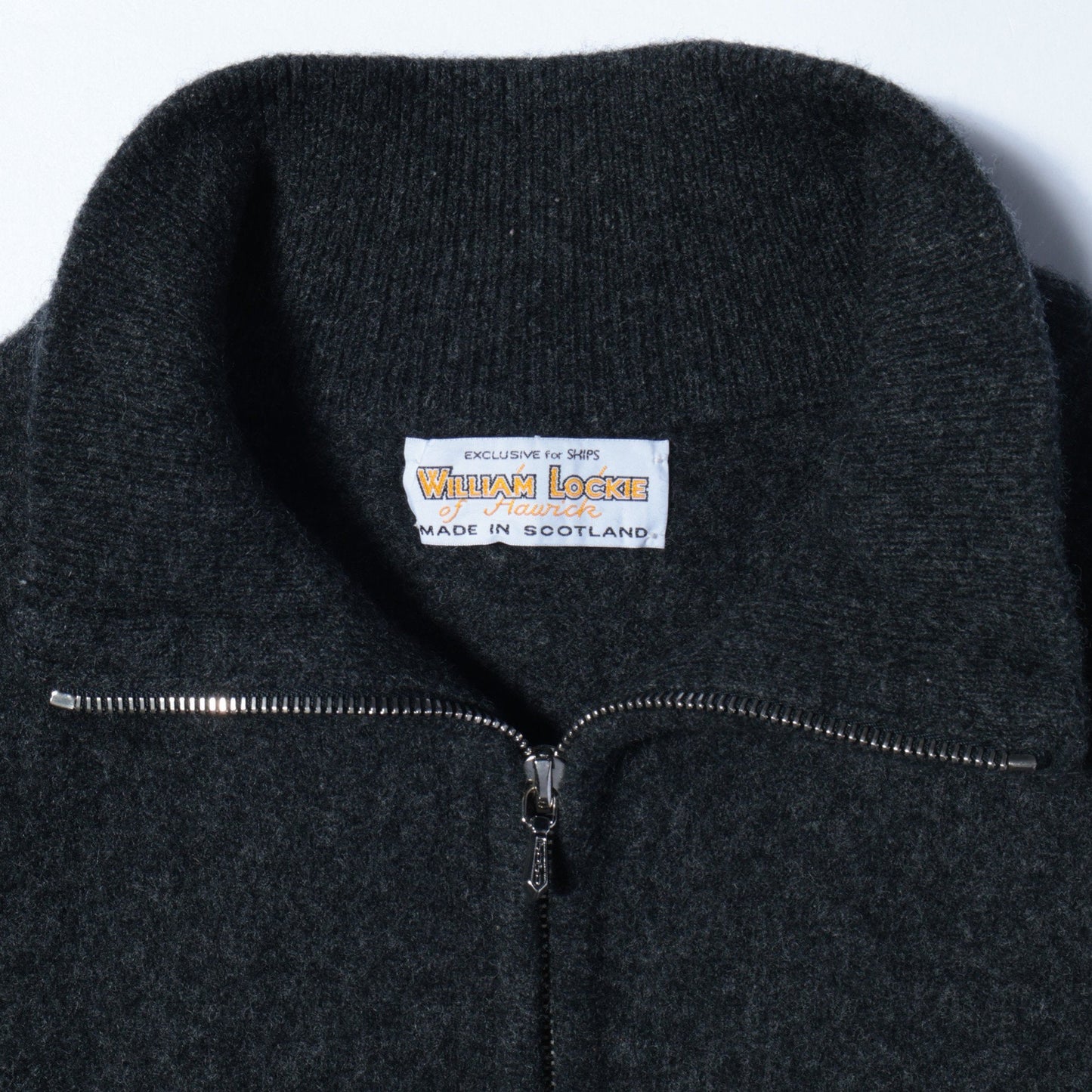 WILLIAM LOCKIE AND CO. LTD:ニット/セーター