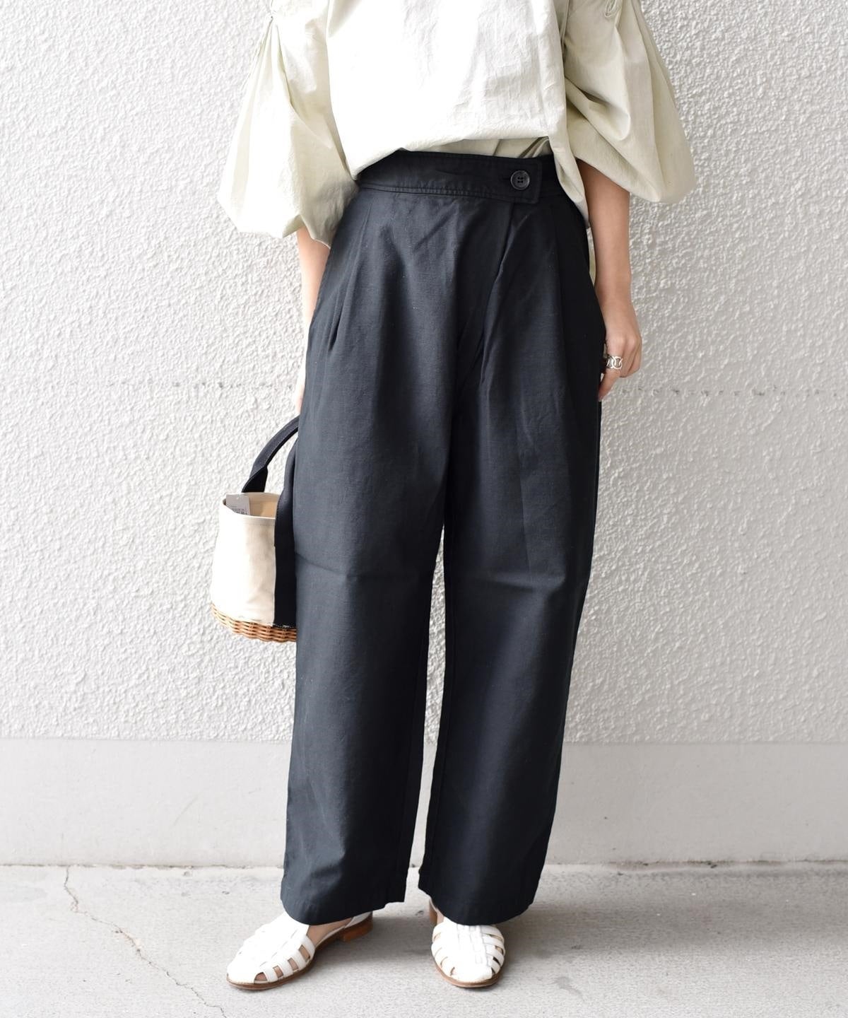 liflattie ships:バックサテンスラントパンツ