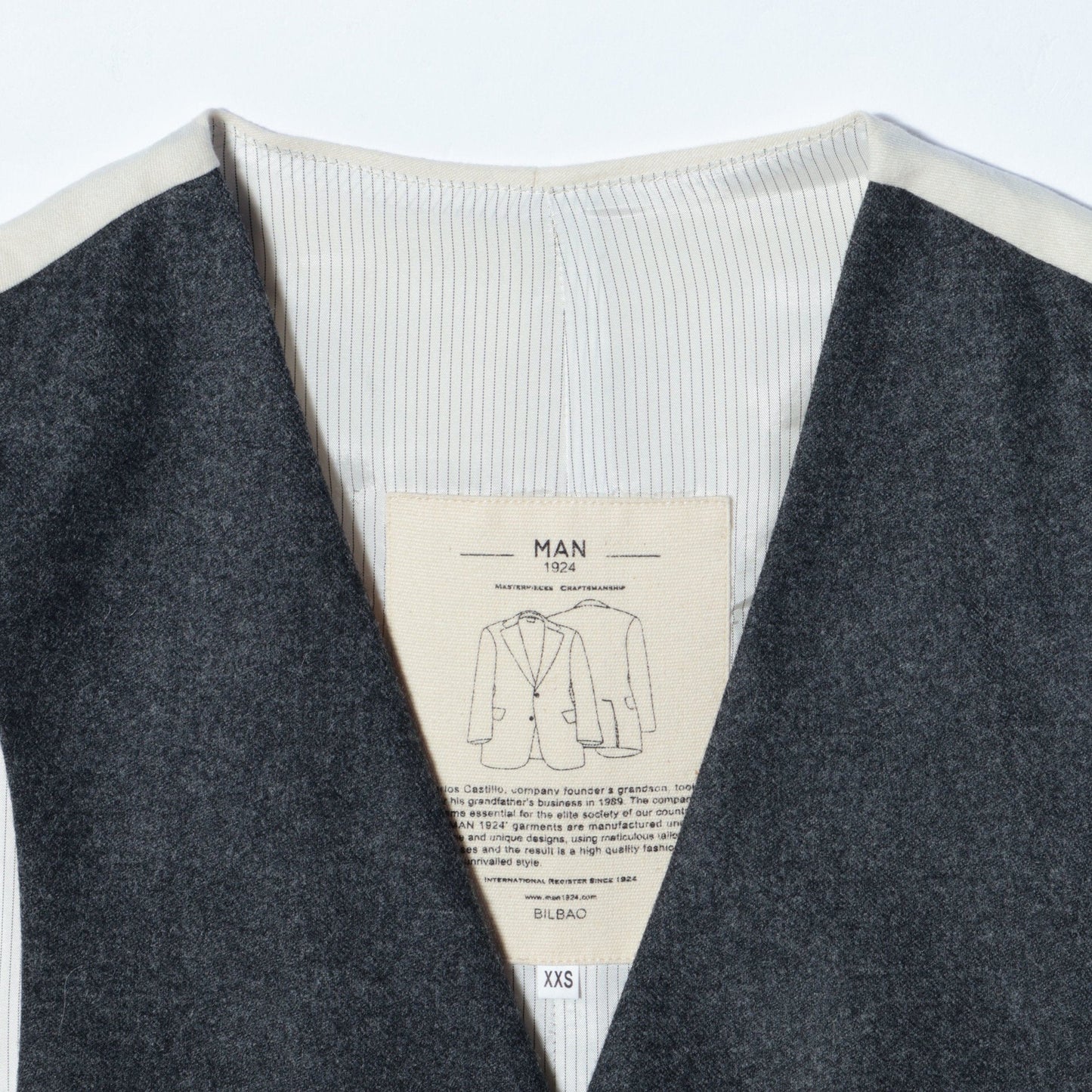 MAN1924:VEST FLANO SLD 17