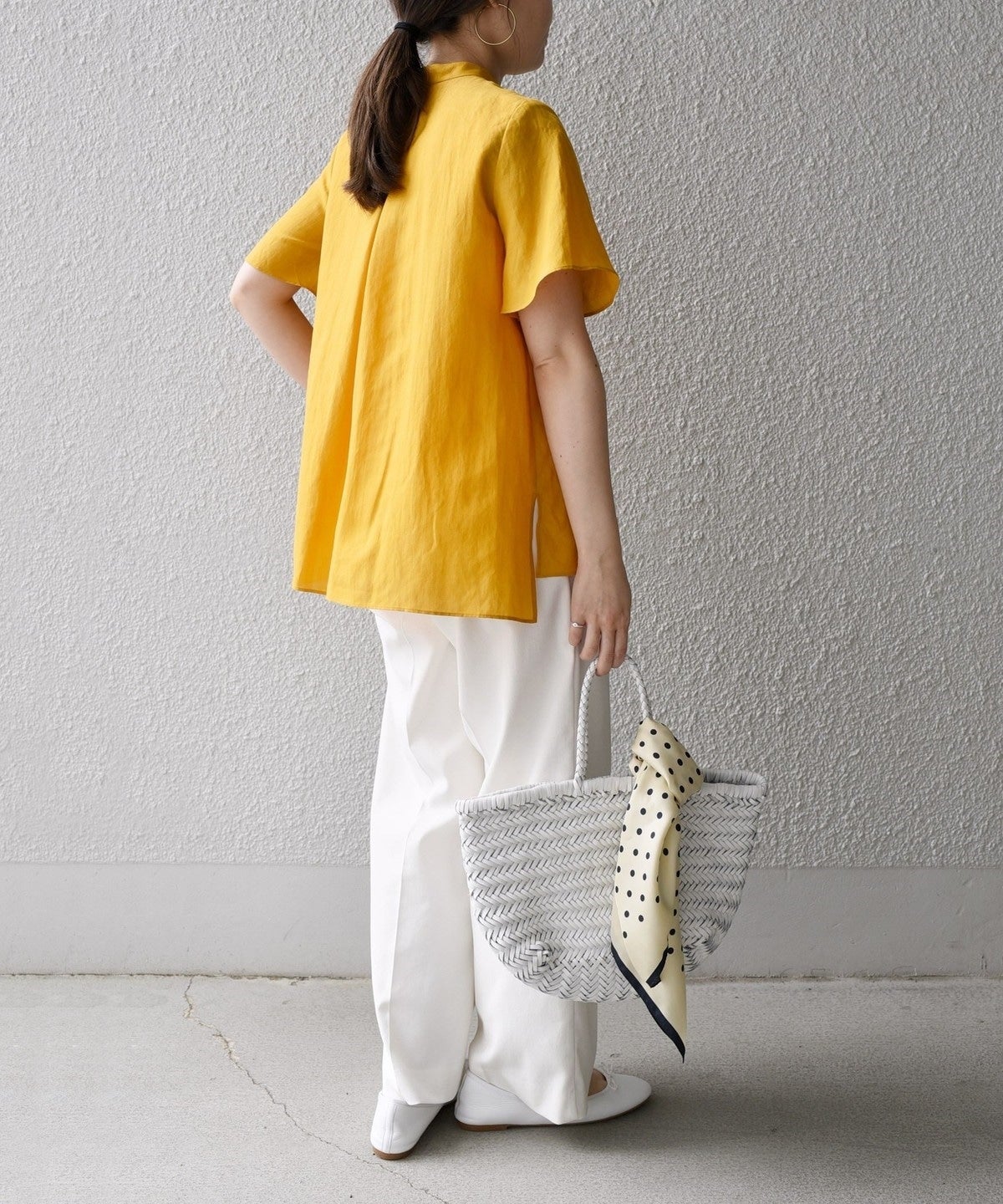 〈手洗い可能〉麻混 バンドカラー 半袖 ブラウス