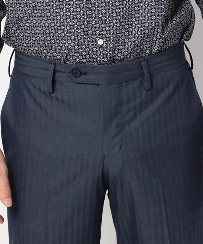 SD: 【ストレッチ】 コットン ヘリンボーン ドレスチノパンツ (ネイビー)