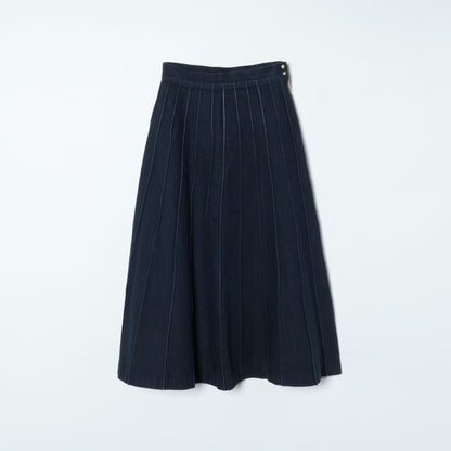 Nell:CTN PIN TUCK SK