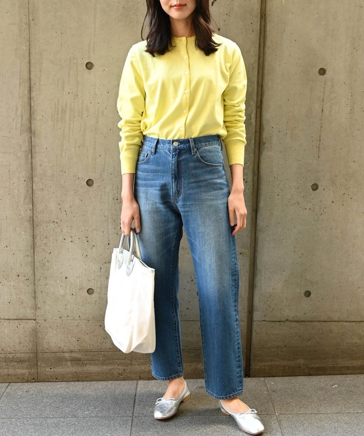SHIPS any:〈ウォッシャブル〉ハイライズ ストレート デニムパンツ［SHIPS any DENIM］