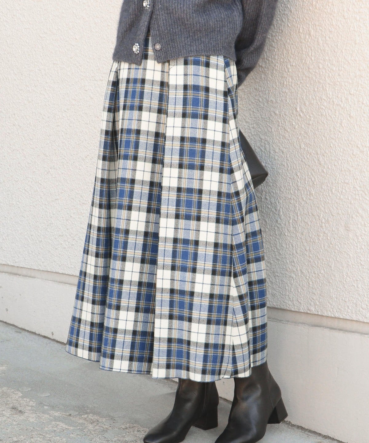 PrimaryNavyLabel:チェックバックベルトフレアスカート