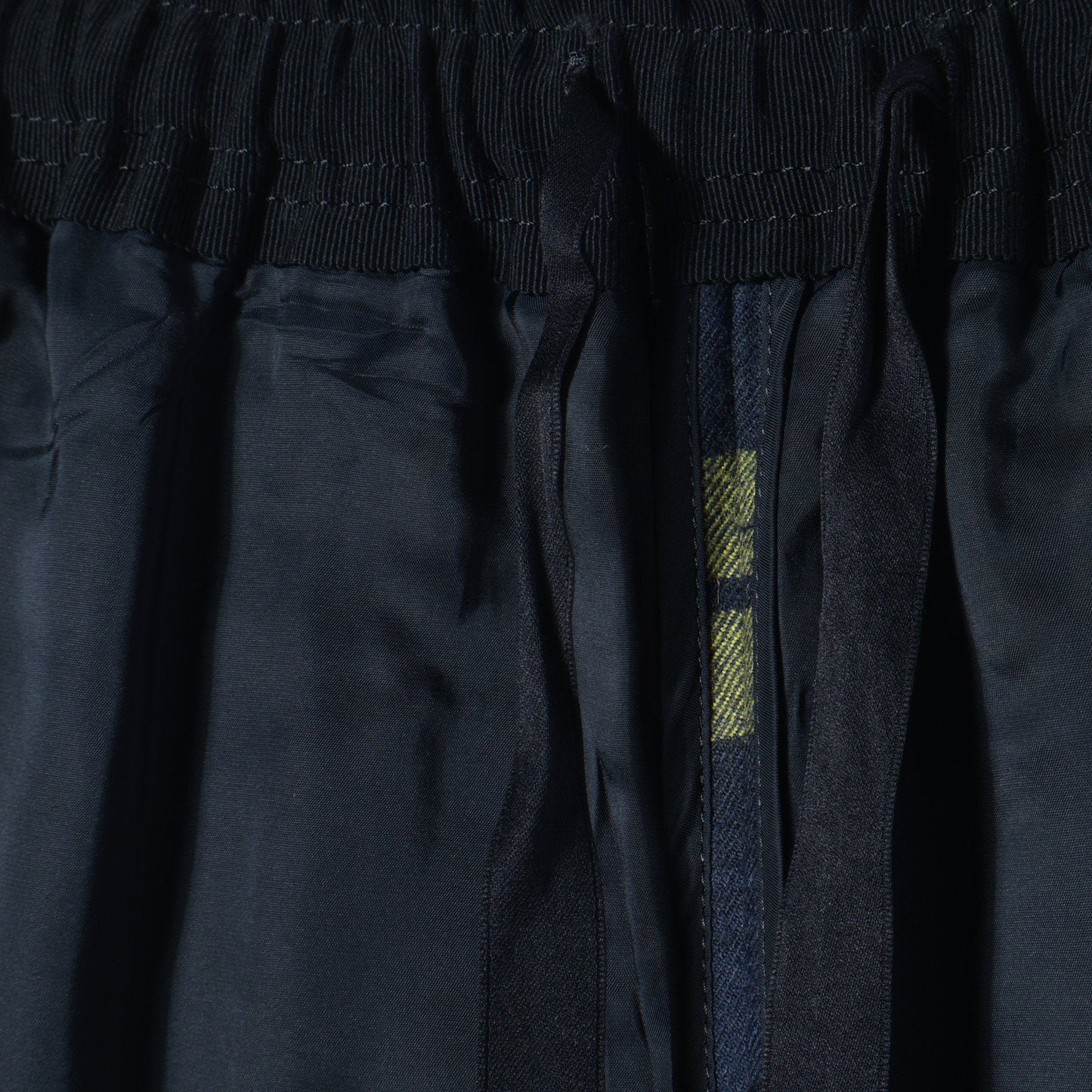 SHIPS Primary Navy Label:ウールチェックパンツ（ネイビー）