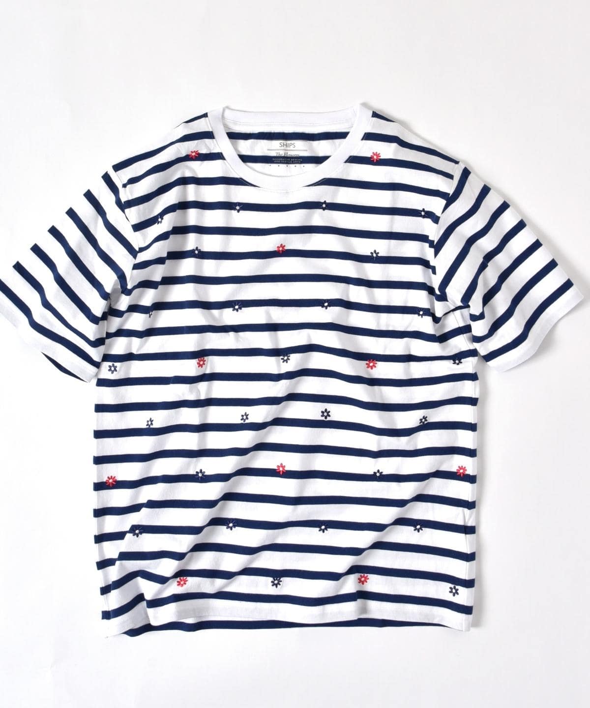 SU: スモール フラワー エンブロイダリー Tシャツ