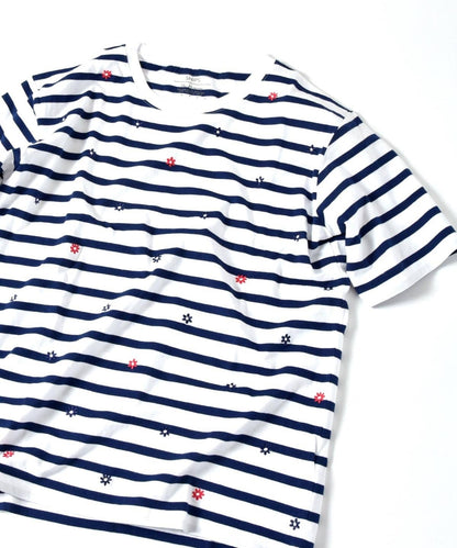 SU: スモール フラワー エンブロイダリー Tシャツ