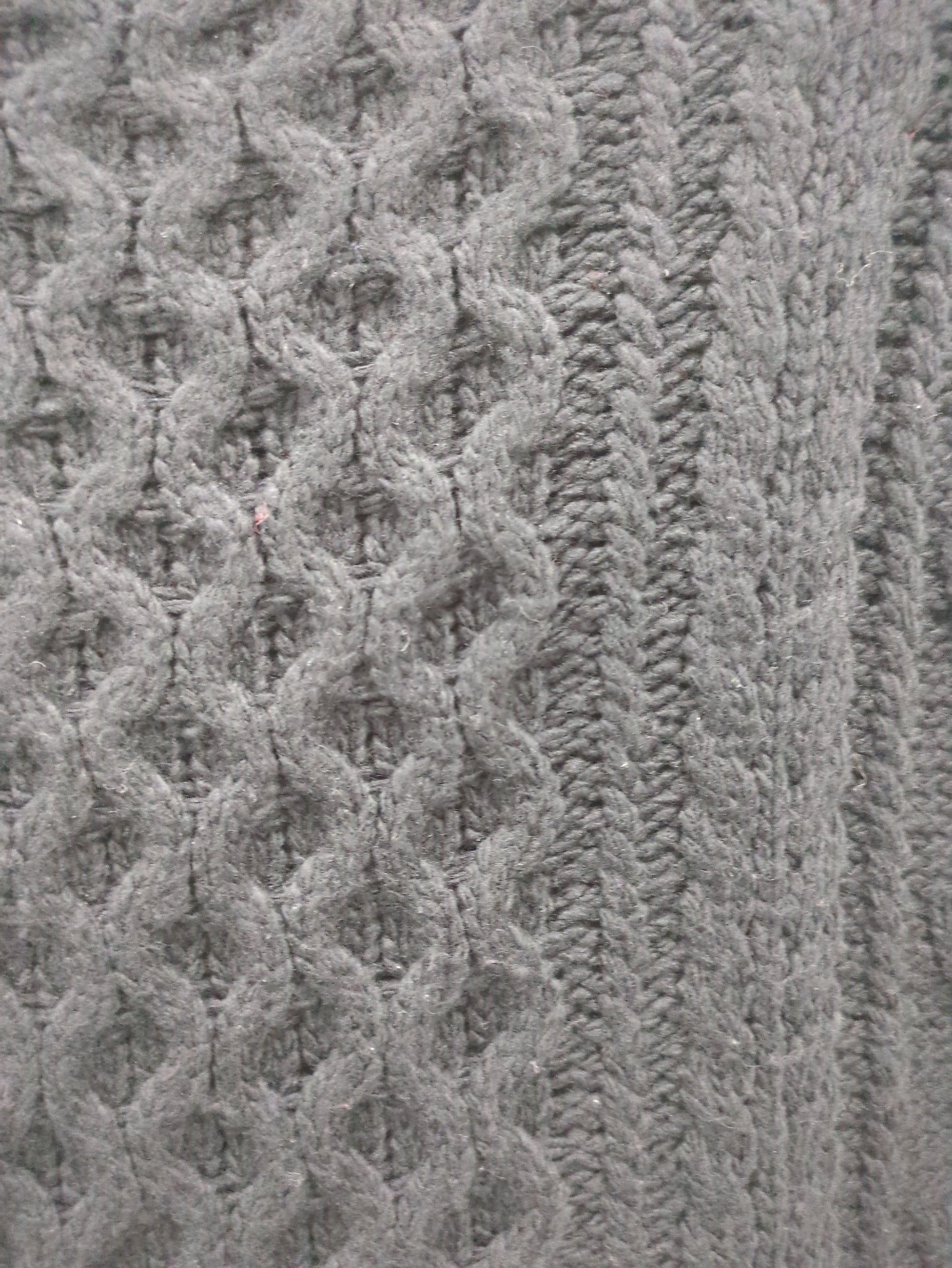 23:BILKY CABLE VEST