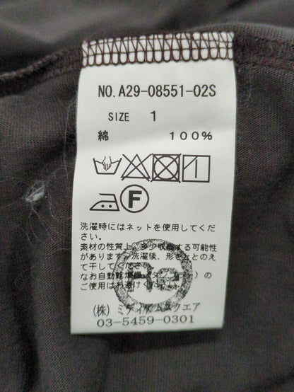 assiette:サイドスリットプルオーバー