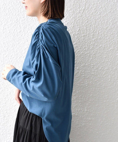 〈洗濯機可能〉ショルダー ギャザー ラウンド へム ロング スリーブ TEE