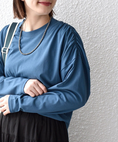 〈洗濯機可能〉ショルダー ギャザー ラウンド へム ロング スリーブ TEE