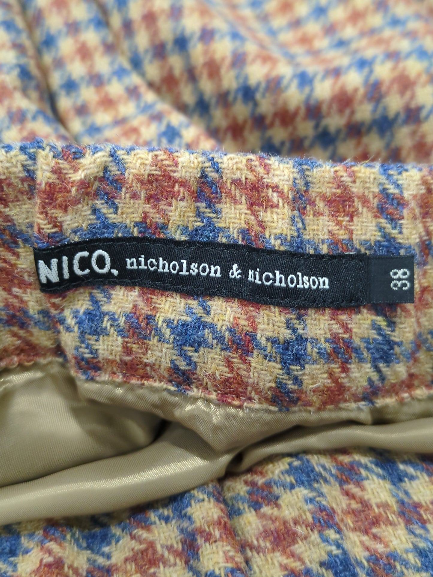 nicholson & nicholson:チェックスカート