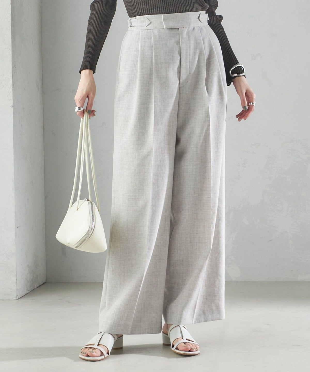 〈手洗い可能〉Asami 麻調合繊 2タック ワイドパンツ