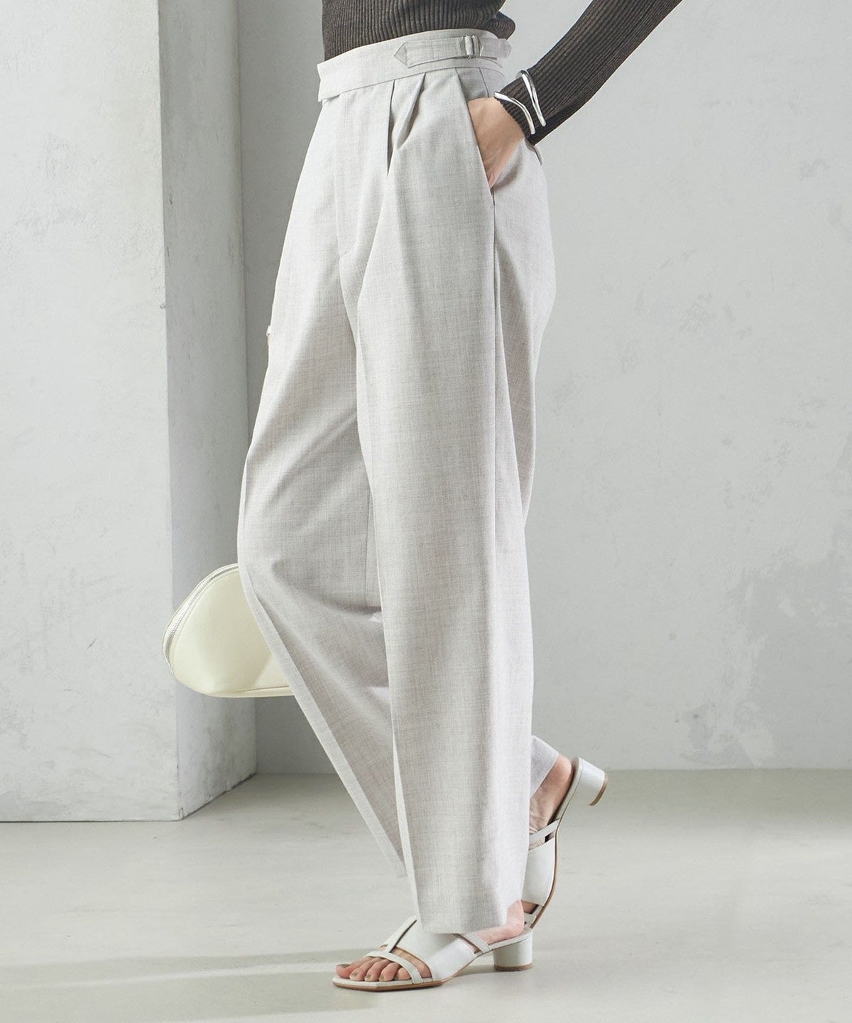 〈手洗い可能〉Asami 麻調合繊 2タック ワイドパンツ
