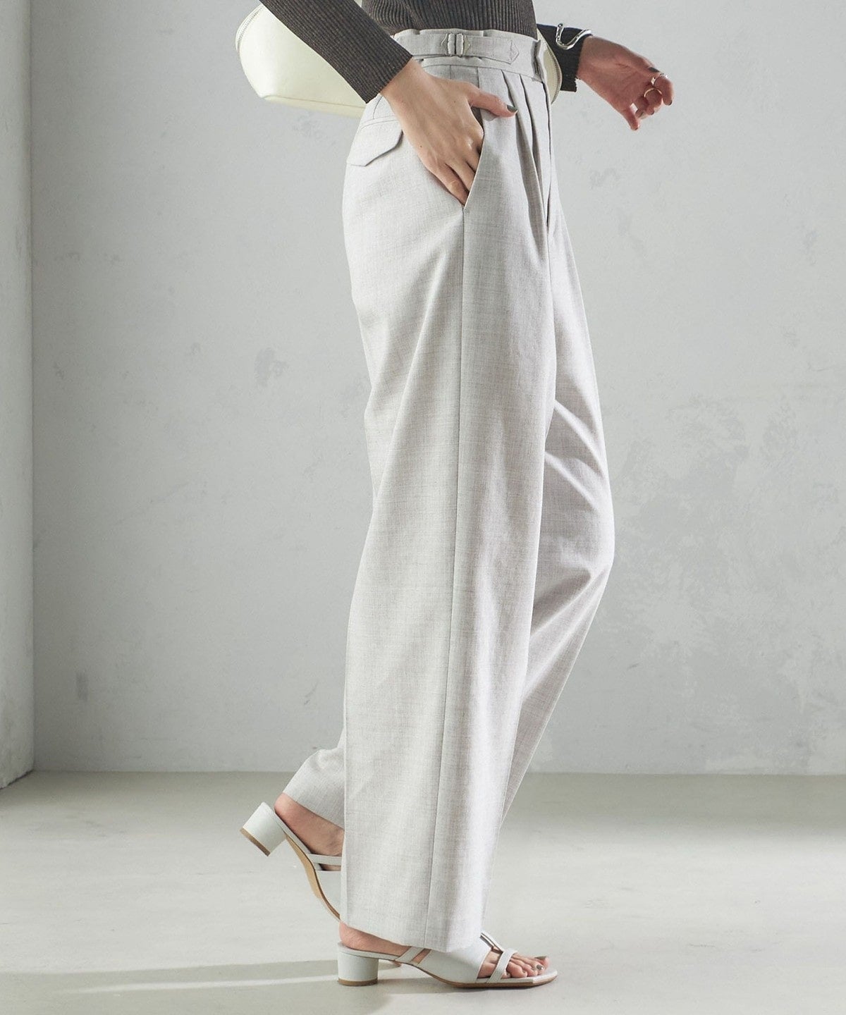 〈手洗い可能〉Asami 麻調合繊 2タック ワイドパンツ