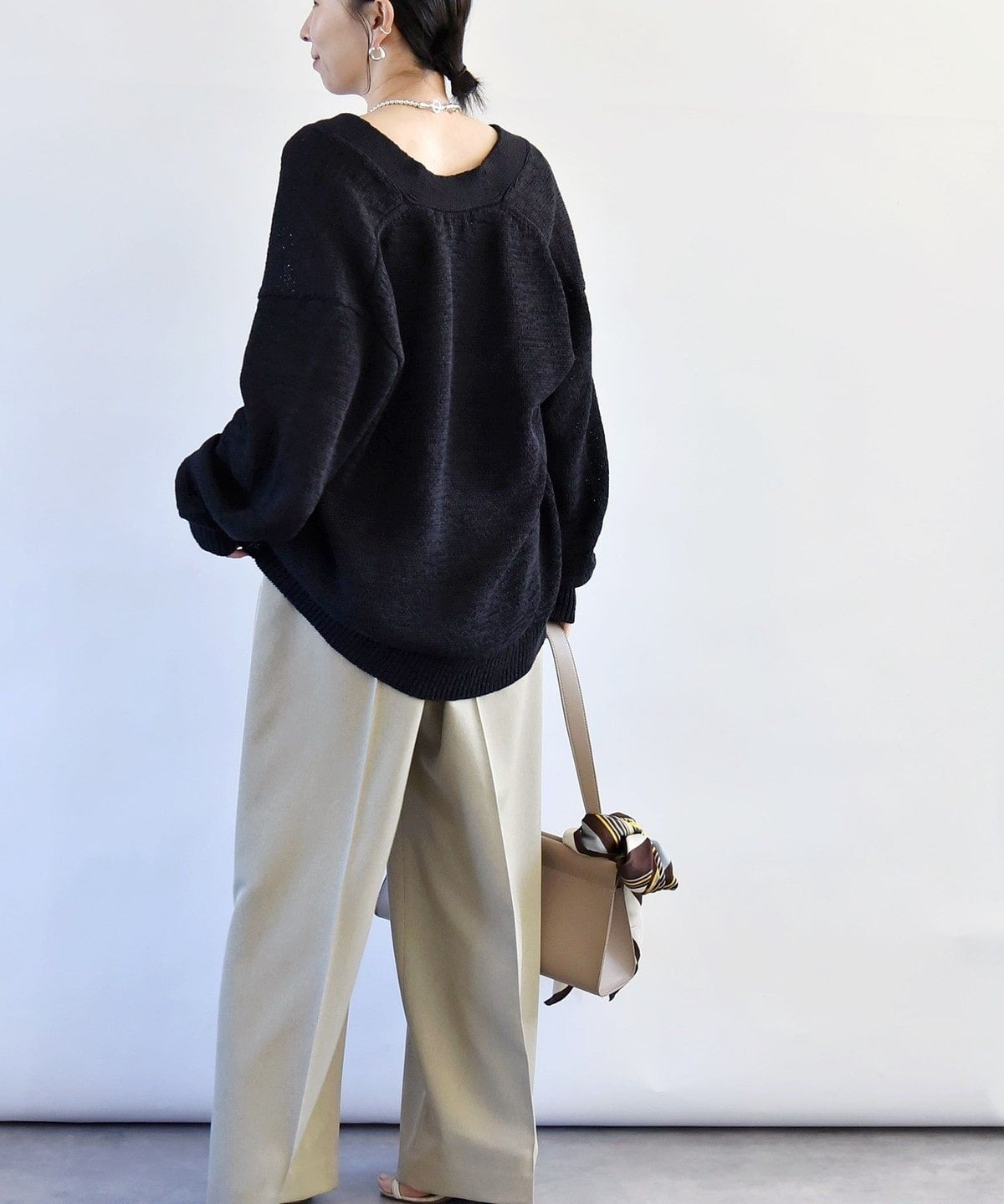 quaranciel:〈手洗い可能〉テープヤーン Vネック ルーズ プルオーバー