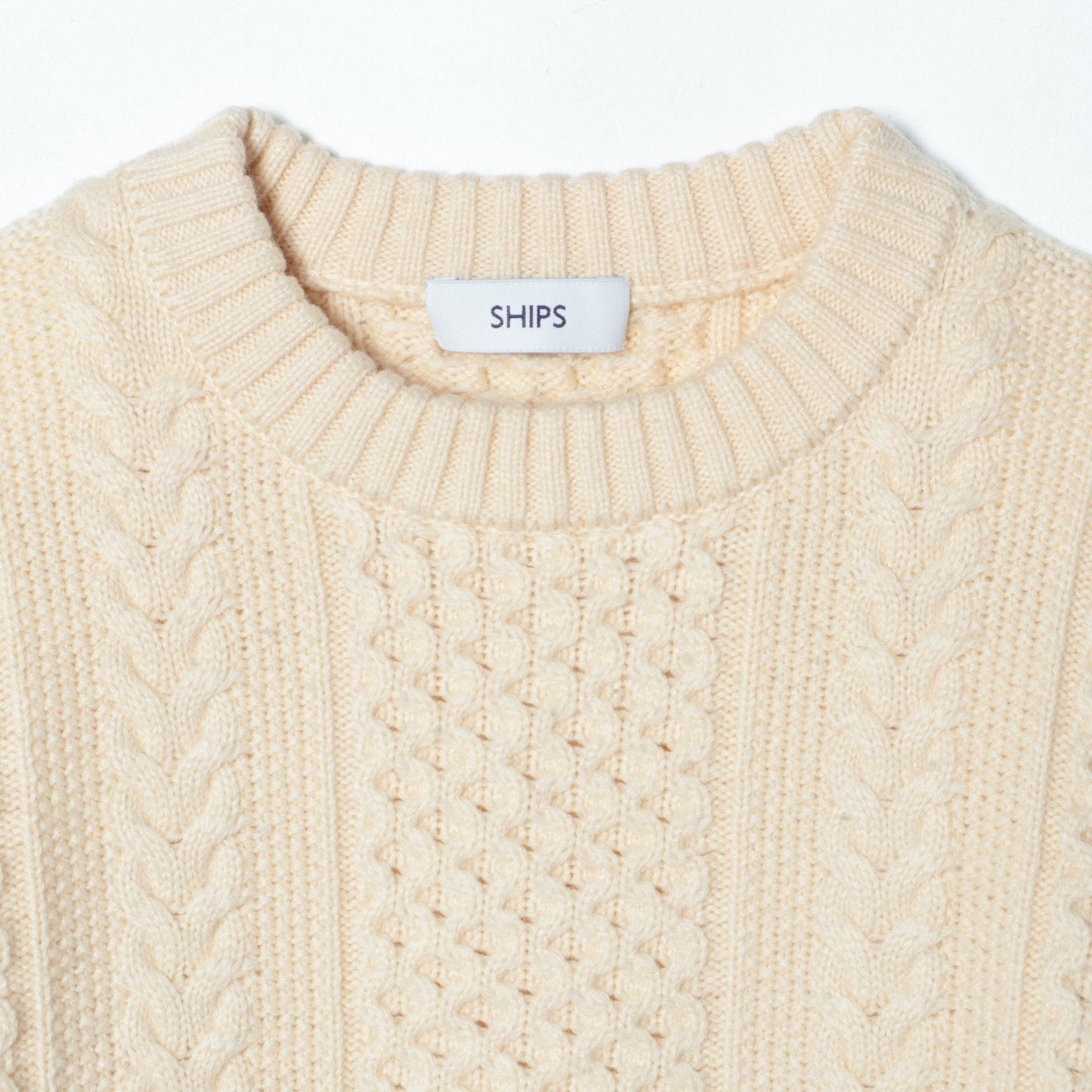 SHIPS:5GG LAMB ARAN C/N