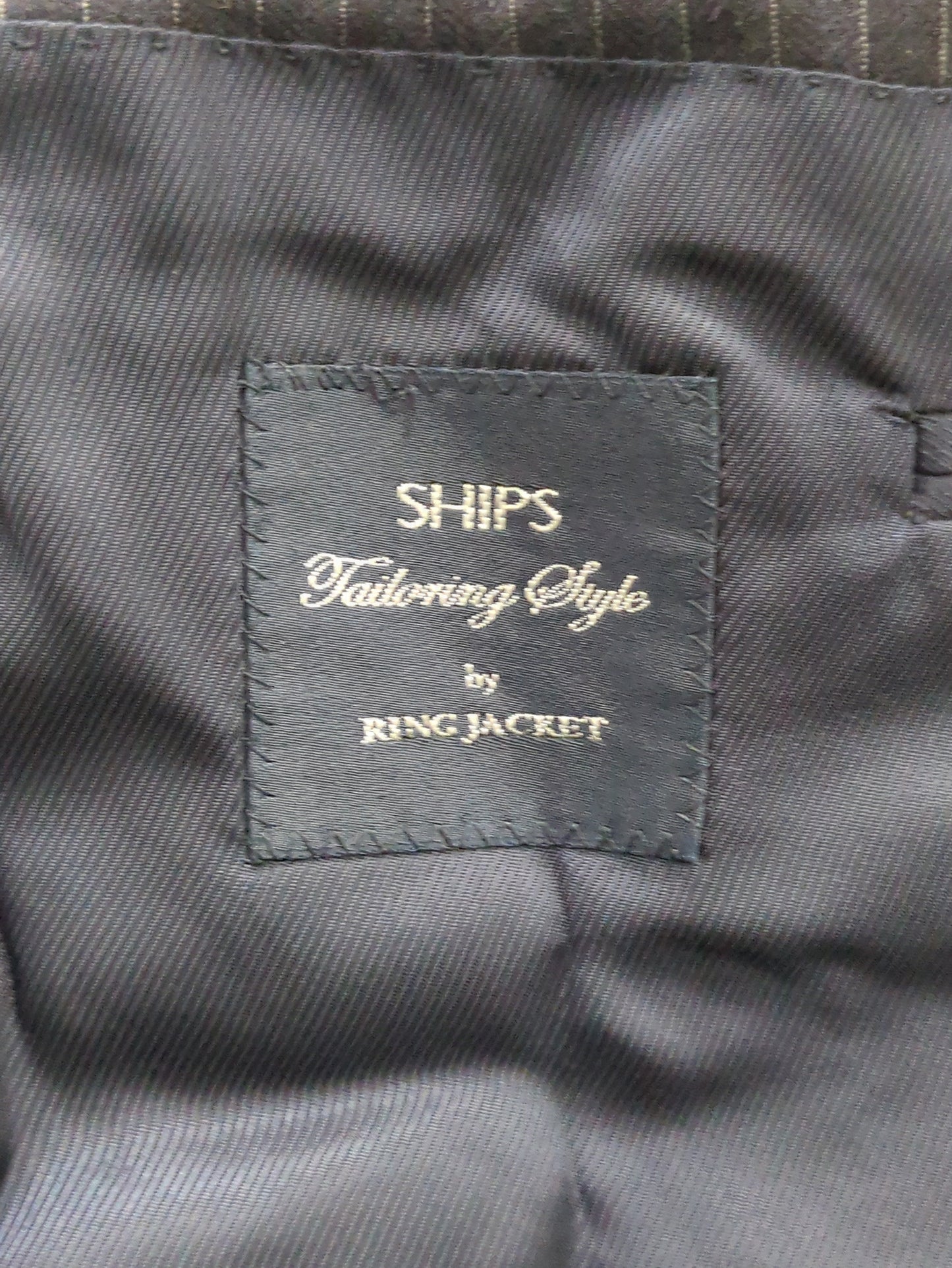 SHIPS:スーツ