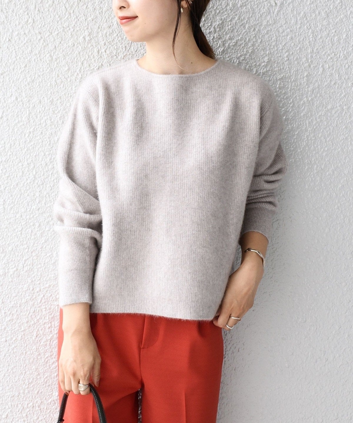 〈手洗い可能〉ヘアリークルーネックプルオーバー