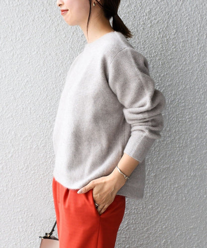 〈手洗い可能〉ヘアリークルーネックプルオーバー
