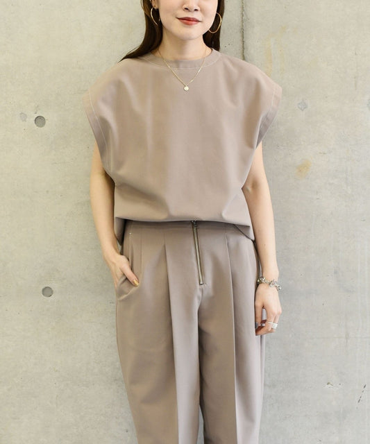 Wai+:バックフルジッププルオーバー