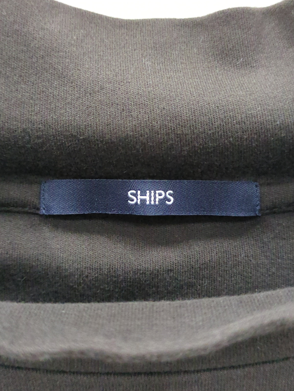 SHIPS: プラチナム コットン ハイネック プルオーバー (ロンT)