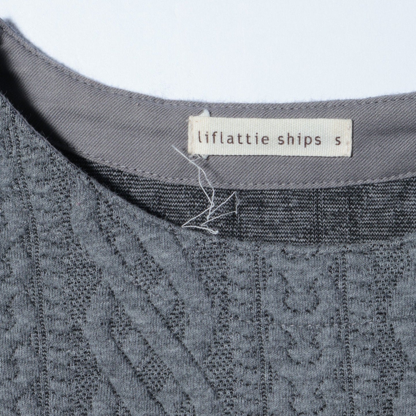 liflattie ships:ケーブルキルトトップス
