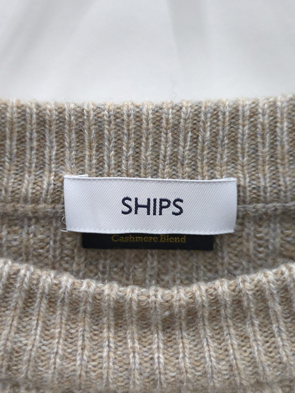 SHIPS:7GG LAMB/CASH BOTTLE/N