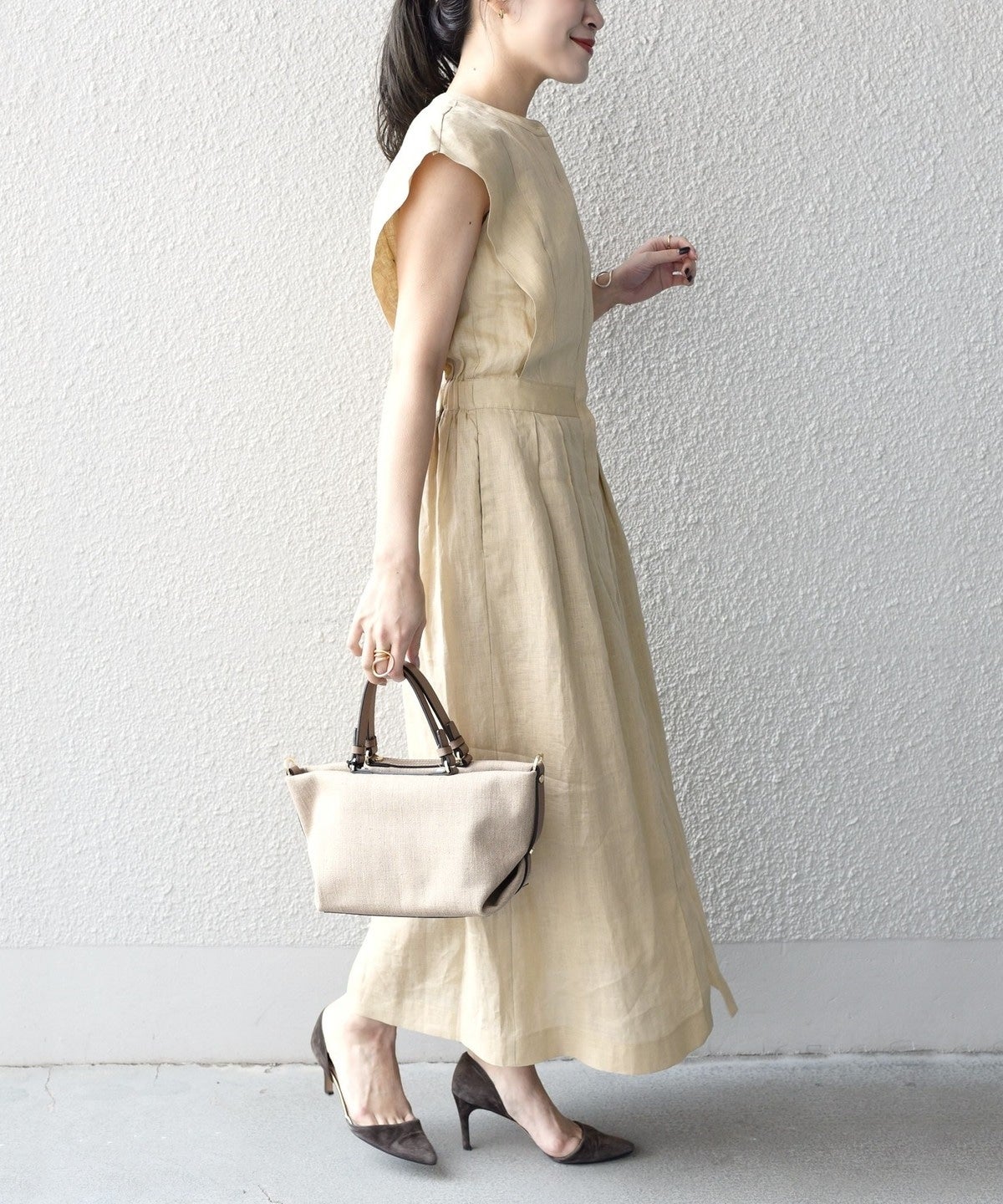 〈手洗い可能〉NORTHERN LINEN2タックワンピース