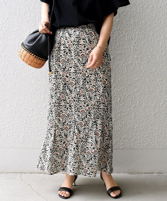 〈手洗い可能〉DEVEAUX プリントマーメイドスカート